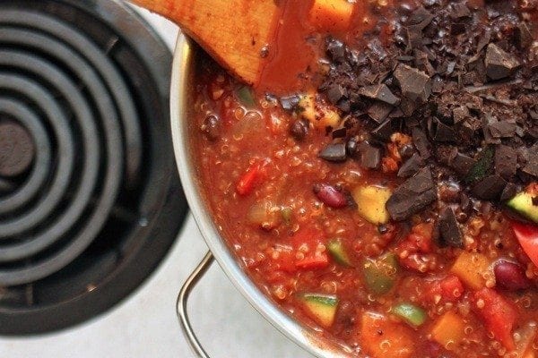 VEGGIE QUINOA CHOCOLATE CHILI - FoodWage recipe