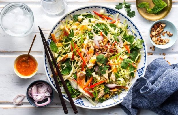 Vietnamese Lemongrass Chicken Salad - FoodWage recipe